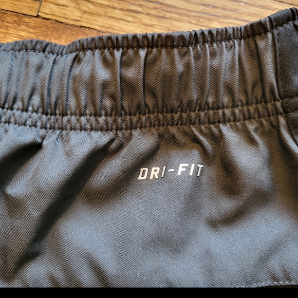 Nike Dri Fit Running Shorts - Picture 2 of 5